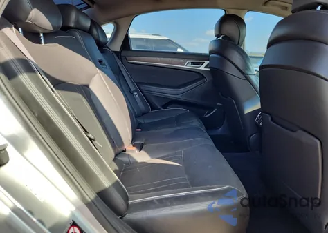 2017 Genesis G80 Base из США, поврежденный, VIN KMHGN4JE7HU180093